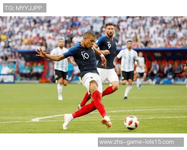 努涅斯的崛起与挑战：从新星到顶级前锋的奋斗历程分析